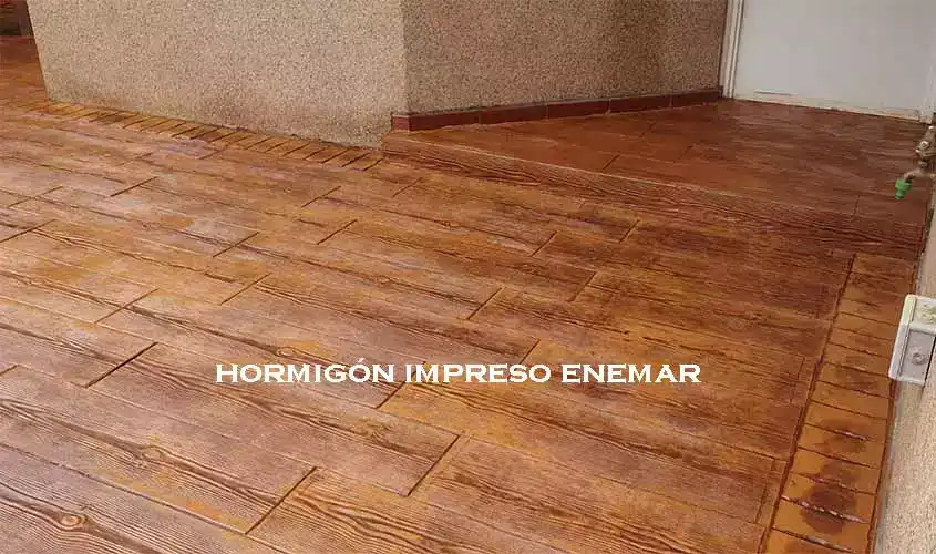 Obra de hormigón impreso en Magán