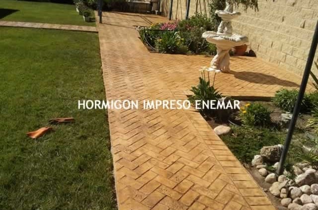 Obra de hormigón impreso en Olías del Rey Toledo