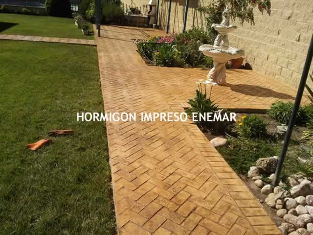 Obra de hormigón impreso en Olías del Rey Toledo