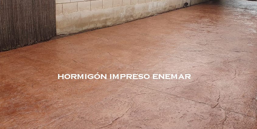 Obra de hormigón impreso en Villamiel de Toledo