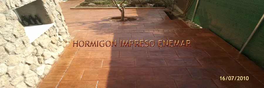 Obra de hormigón impreso en Torralba de Oropesa