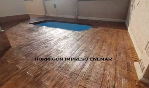 Obra hormigón impreso en Cobisa