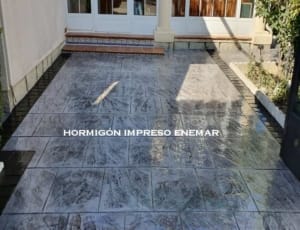 Obra hormigón impreso en Cobisa