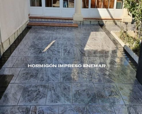 Obra hormigón impreso en Cobisa